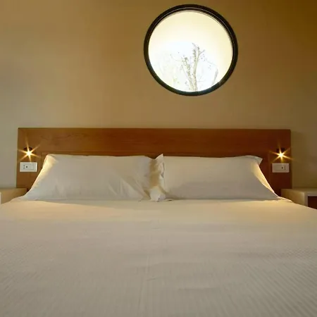 With Private Pool And Sea View * Maierato