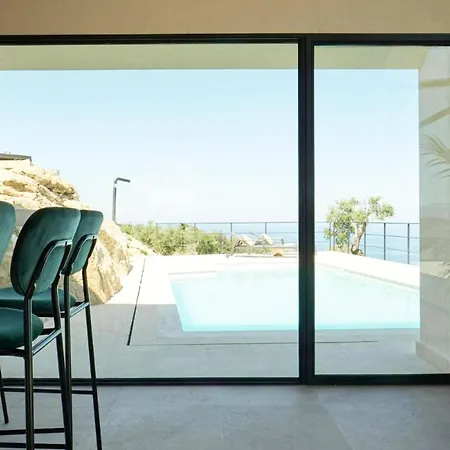 With Private Pool And Sea View Maierato